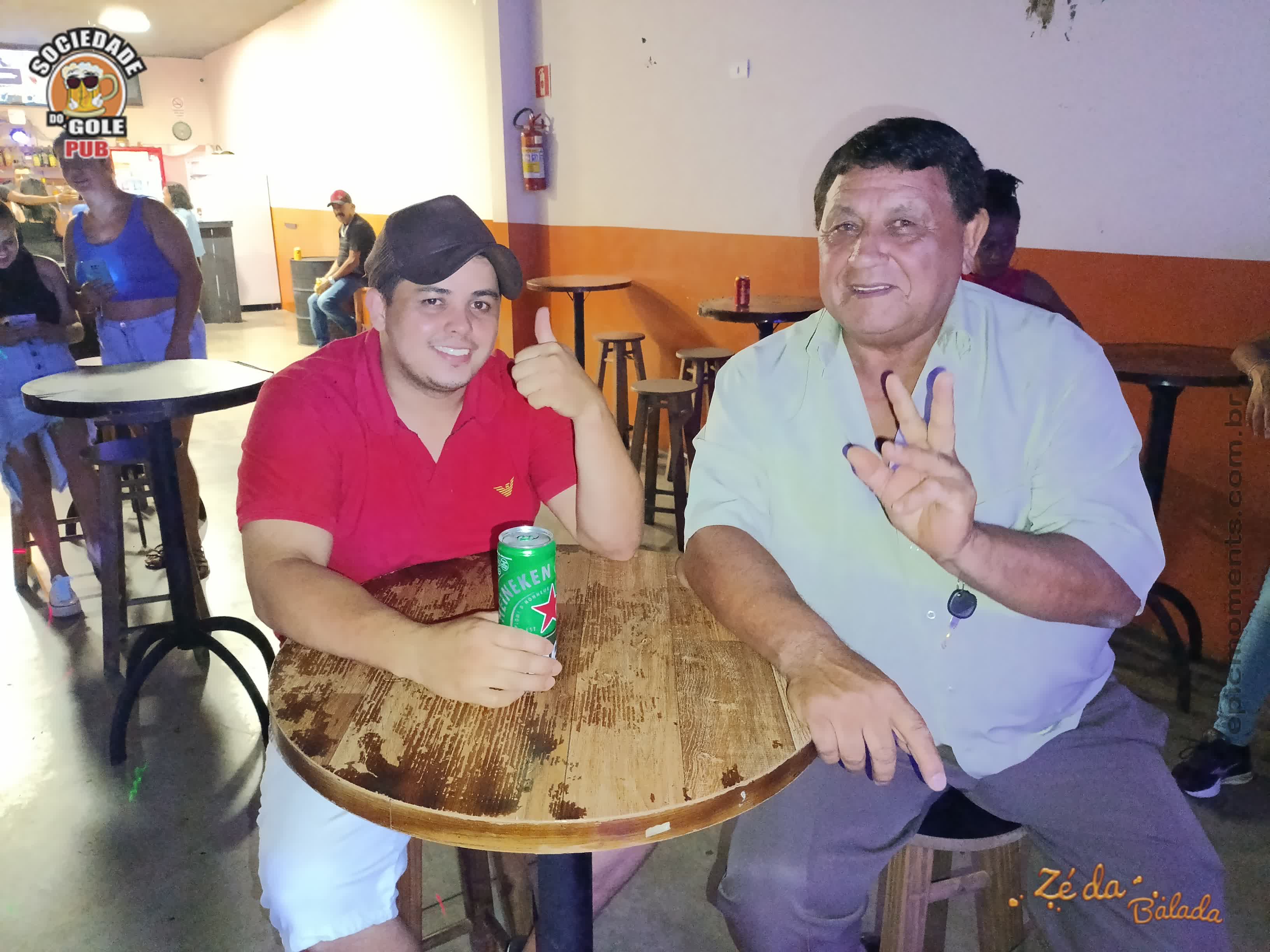 Foto f13e115b-a46e-437e-abb2-14f2ef11d56a