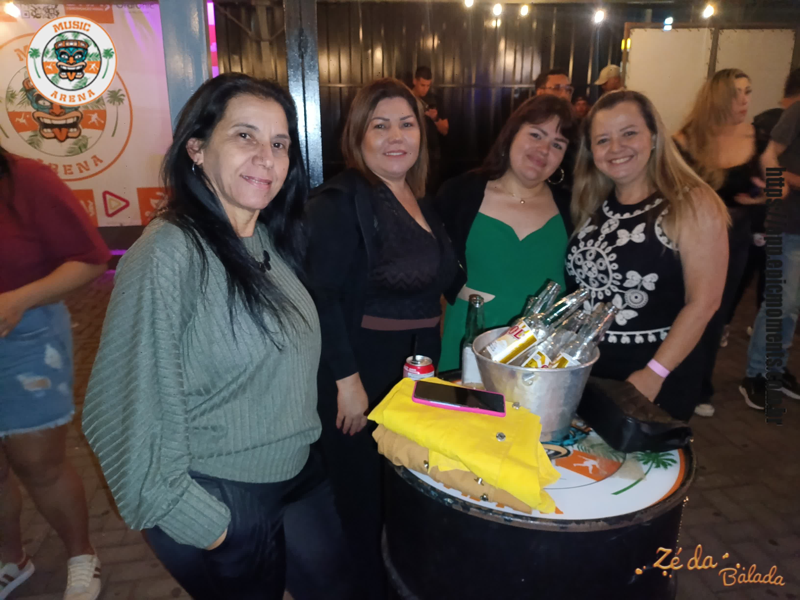 Foto 68ece2d2-4a0a-48e3-bcea-21b0c37b15c4