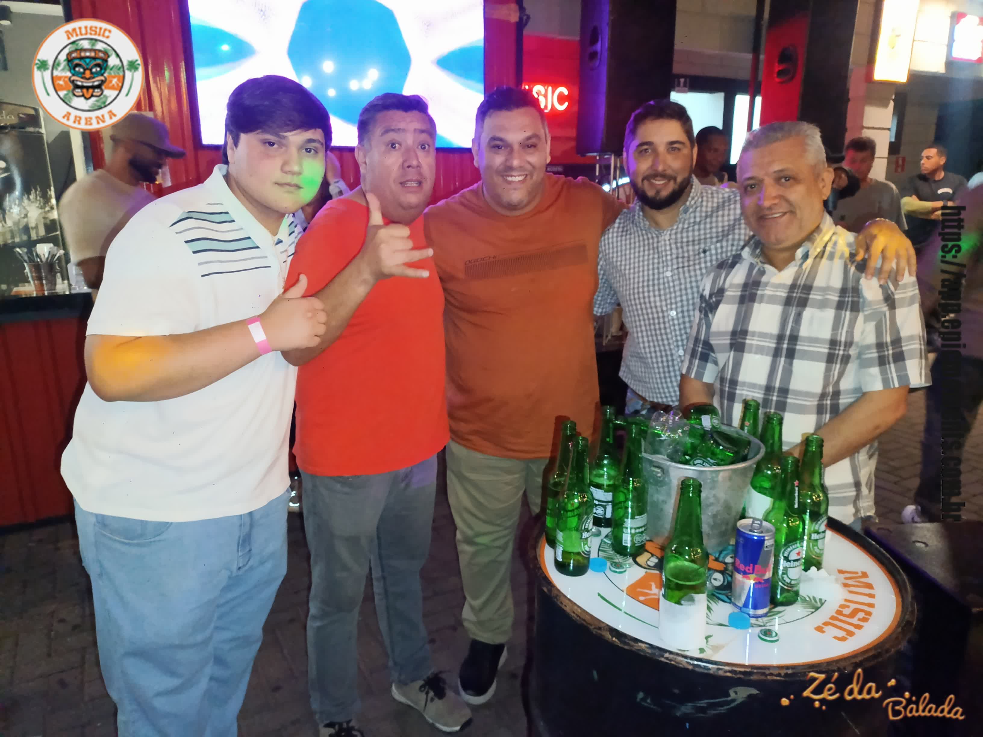 Foto dce1c5d9-303a-48be-856d-c10ca52aa968