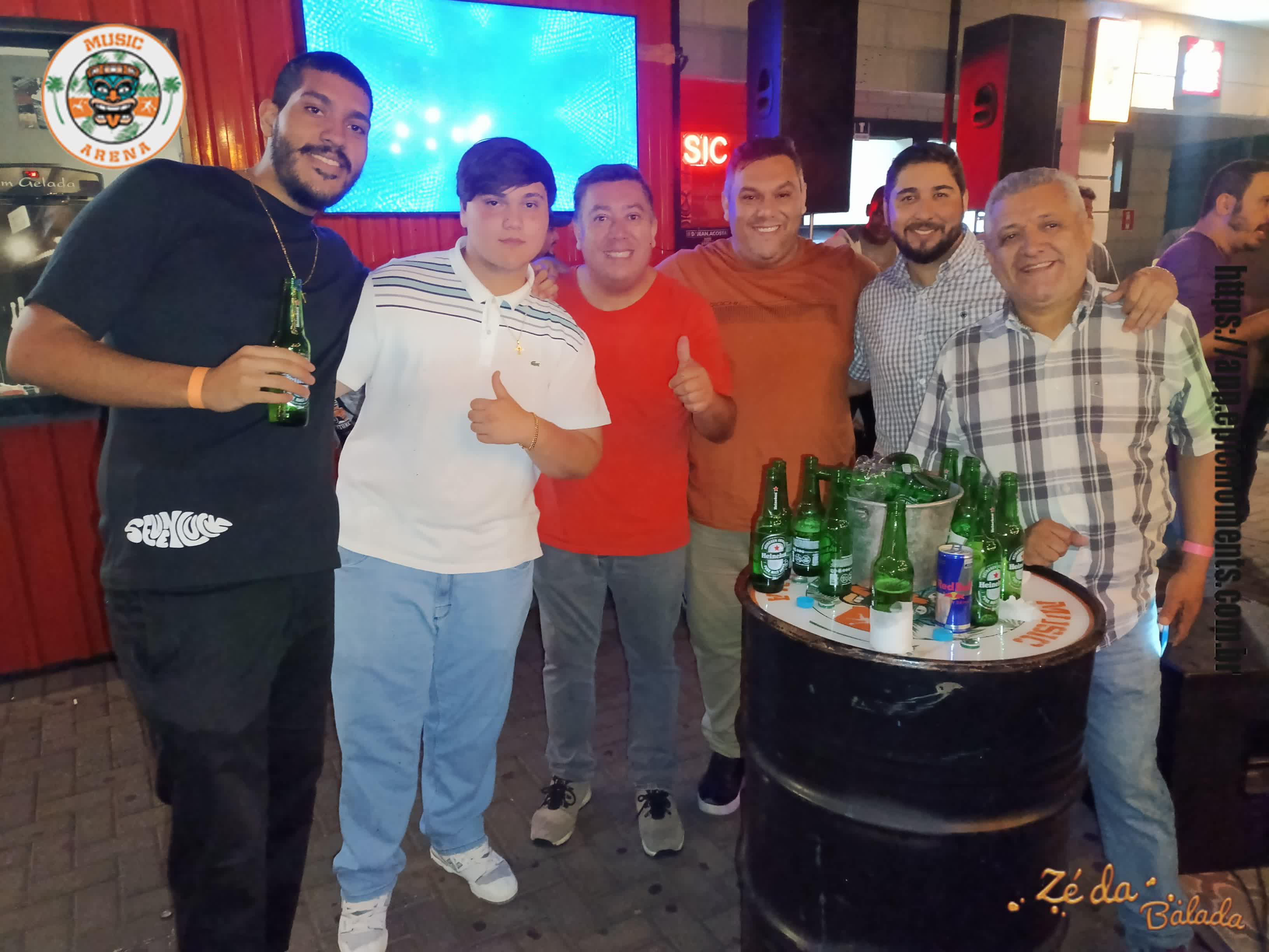 Foto 26a84ca6-49af-4d73-8734-be1de504c1c6