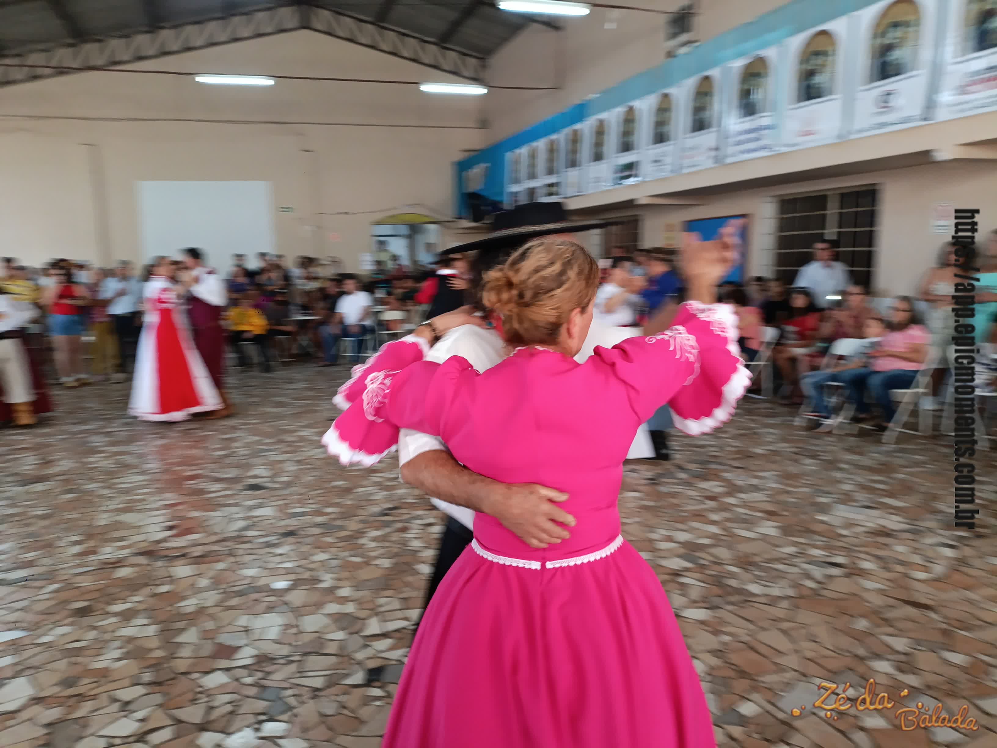 Foto b73b30de-94cf-4b4e-8953-8d1881f5098b
