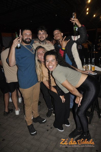 Foto 2a48e0dd-d339-4faf-8e91-23818dee0e1a