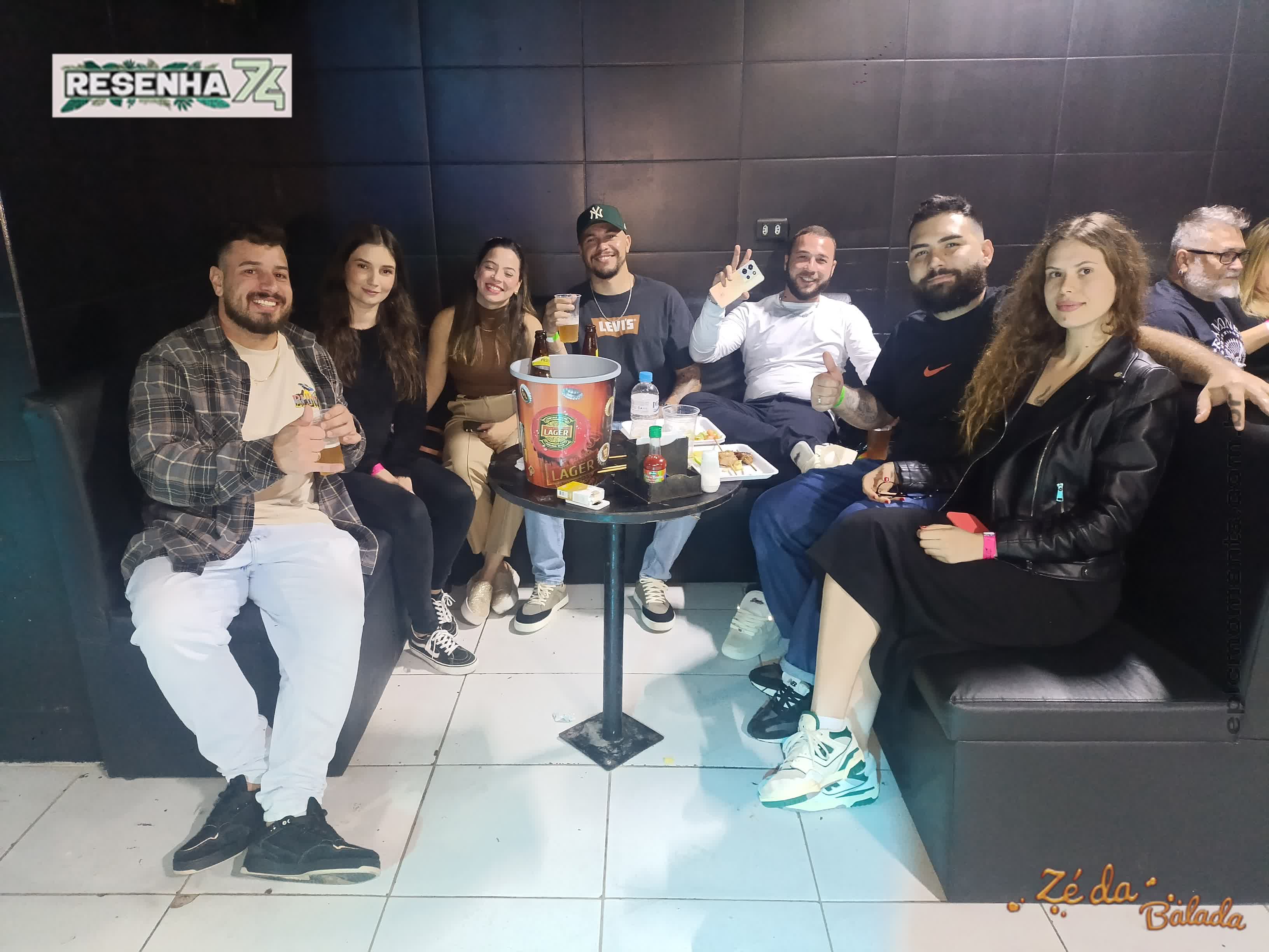 Foto 2a764d10-1e3f-4c1b-ad1c-42a4ed6292ad