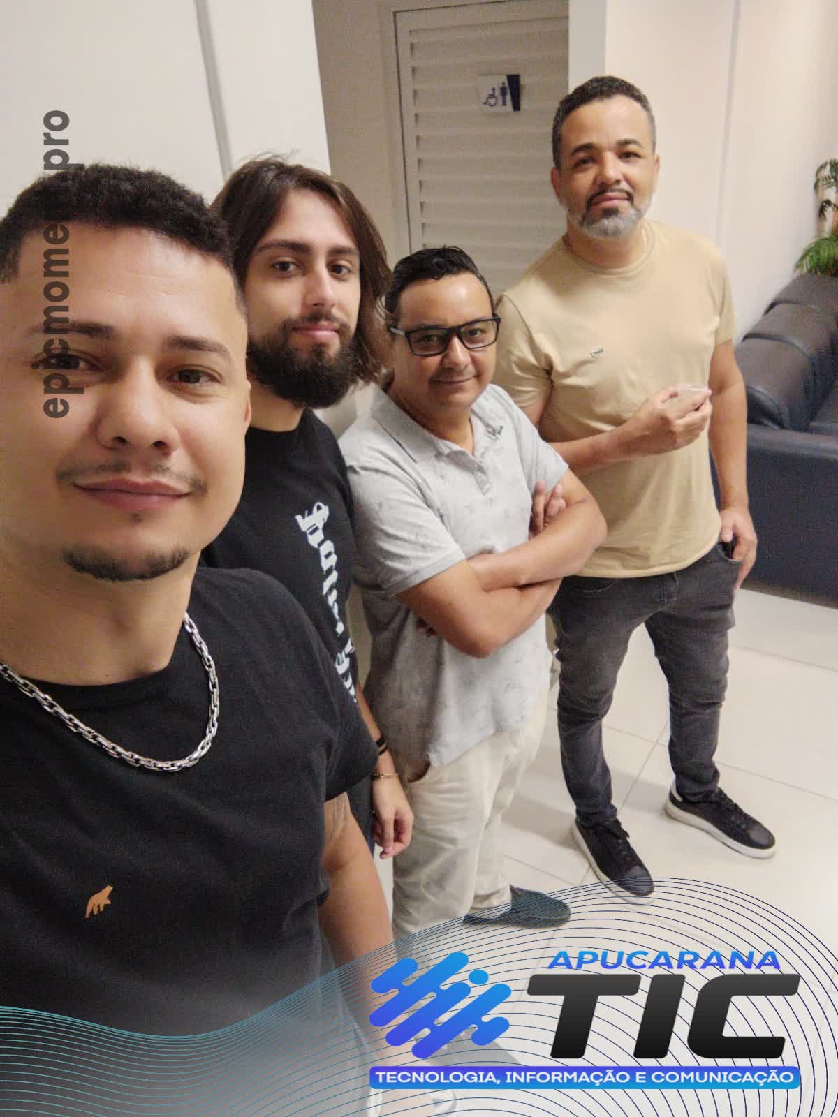 Foto a6302df9-73d5-4b84-9141-b55612f38c95