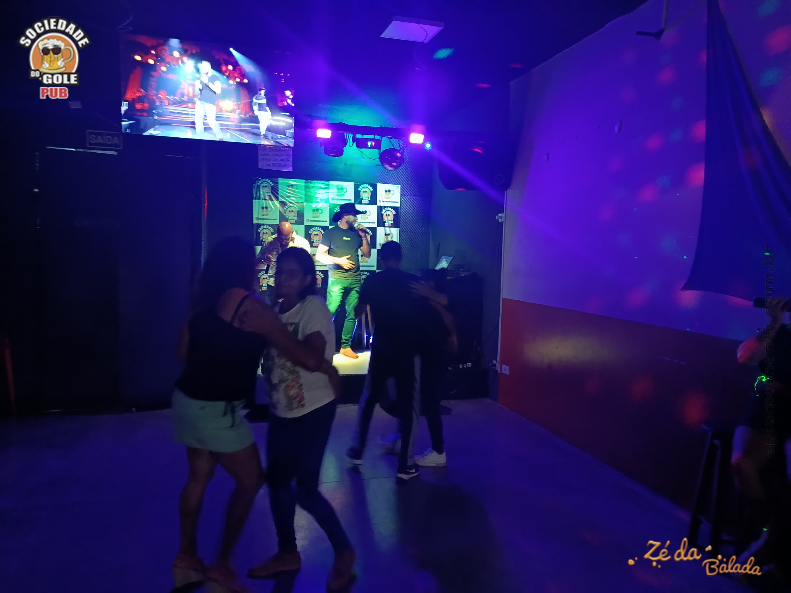 Foto ba453c54-c42b-43f1-9c47-baad4925f67b