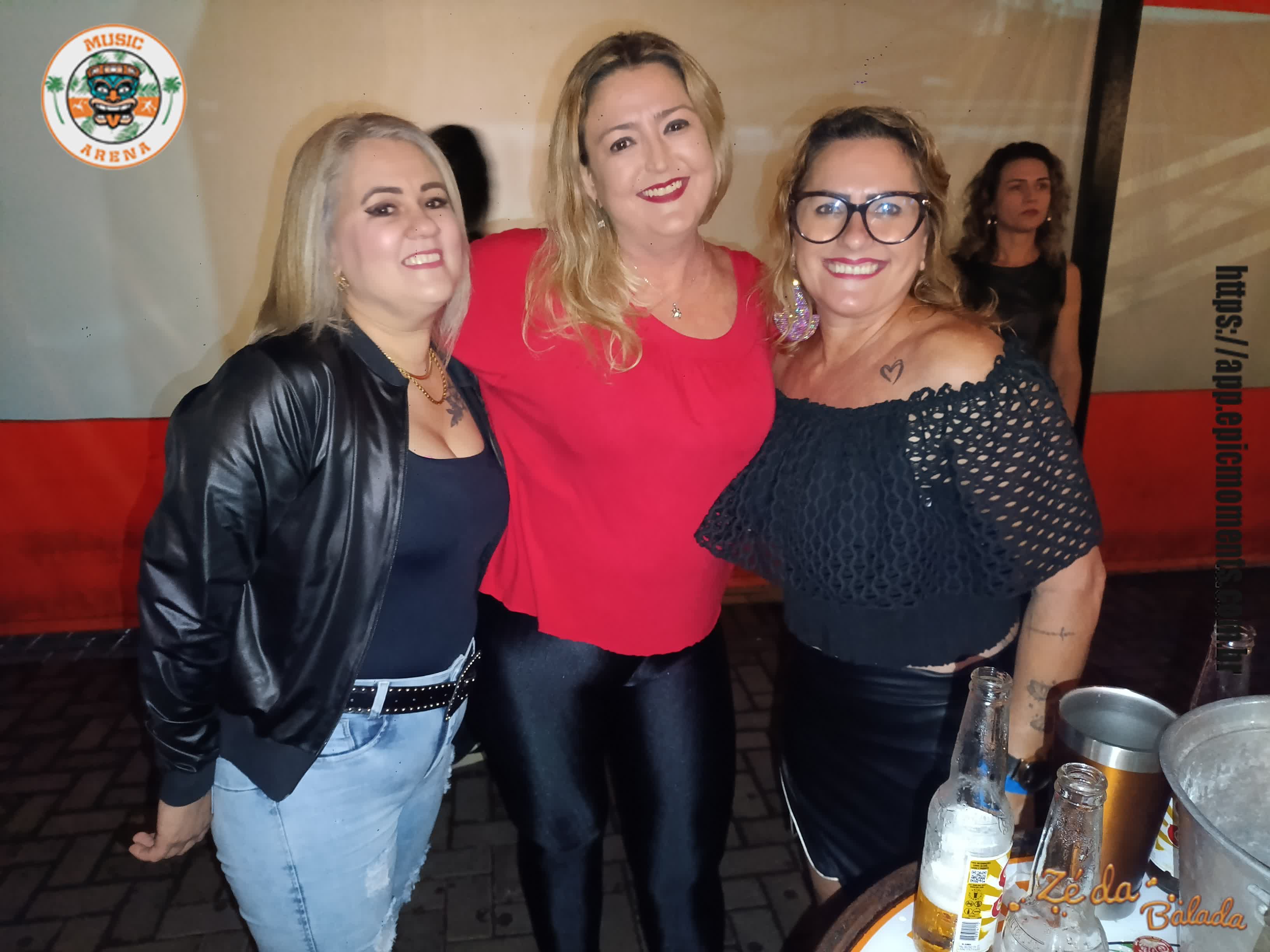 Foto b15323b8-4d73-499b-8813-bb9127f22bc1