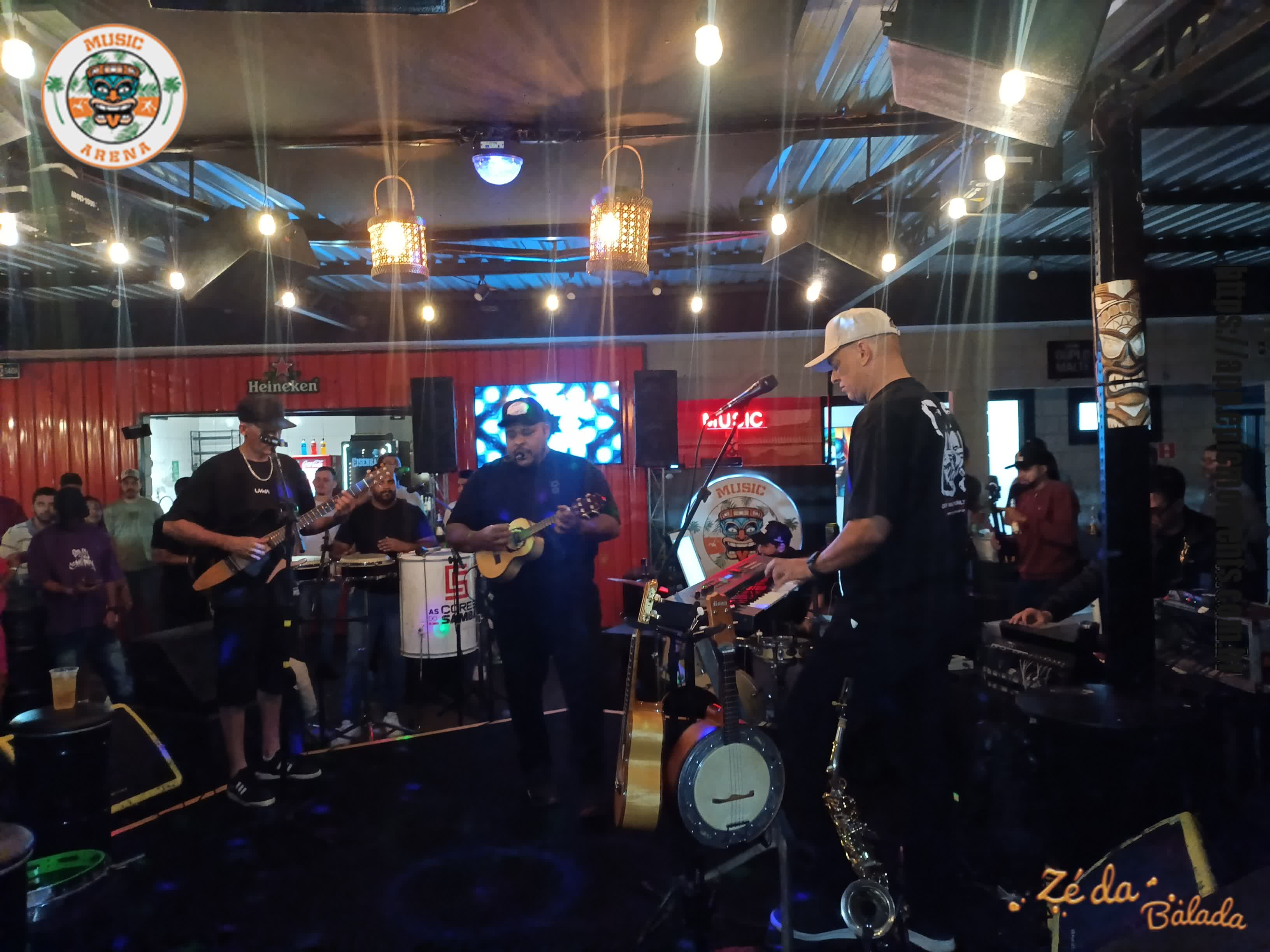 Foto 128ba794-6528-4631-aa75-7cca5960e4c0