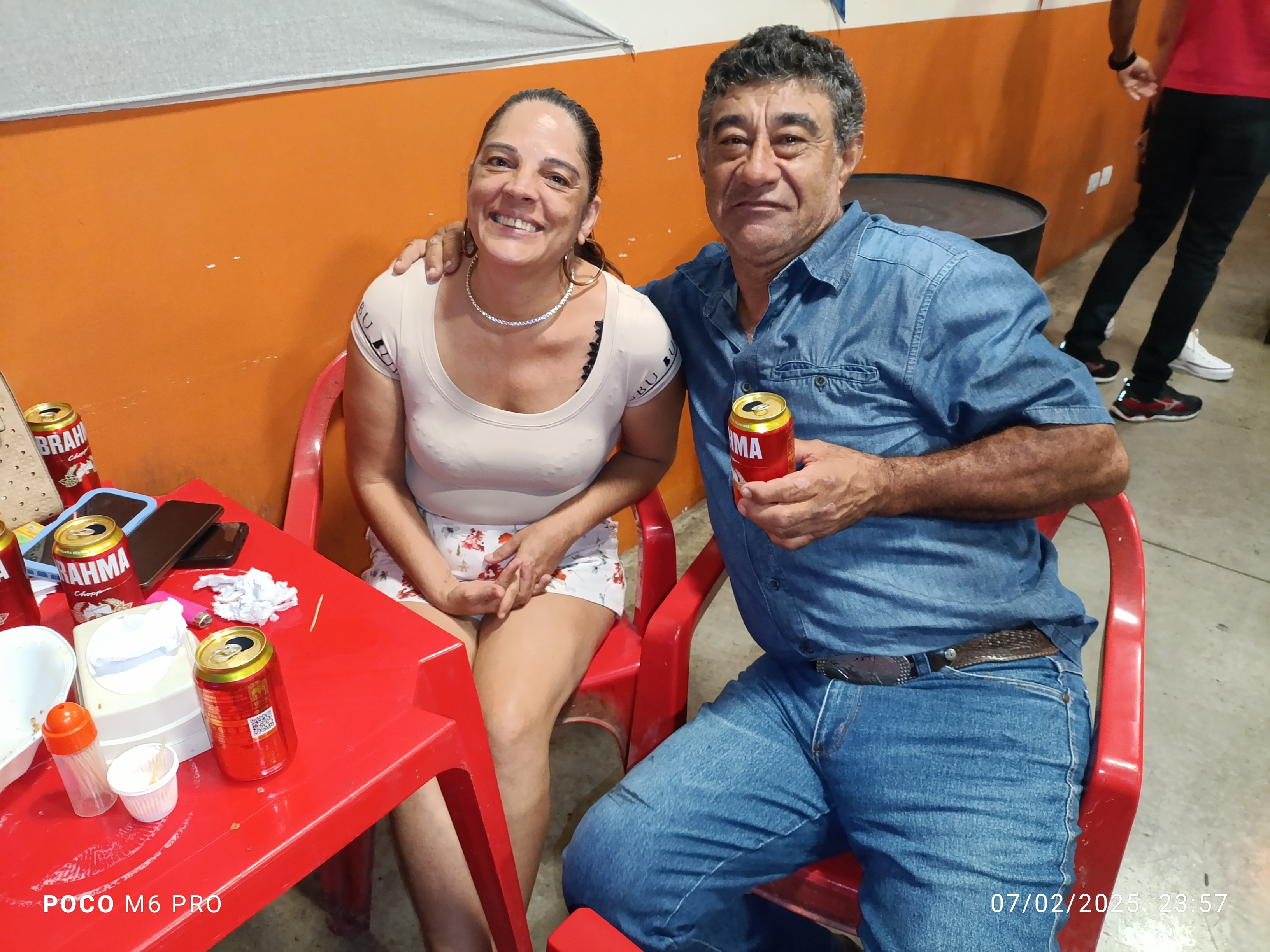 Foto 149612fd-fb92-48b0-b551-5cdc7d1466fb
