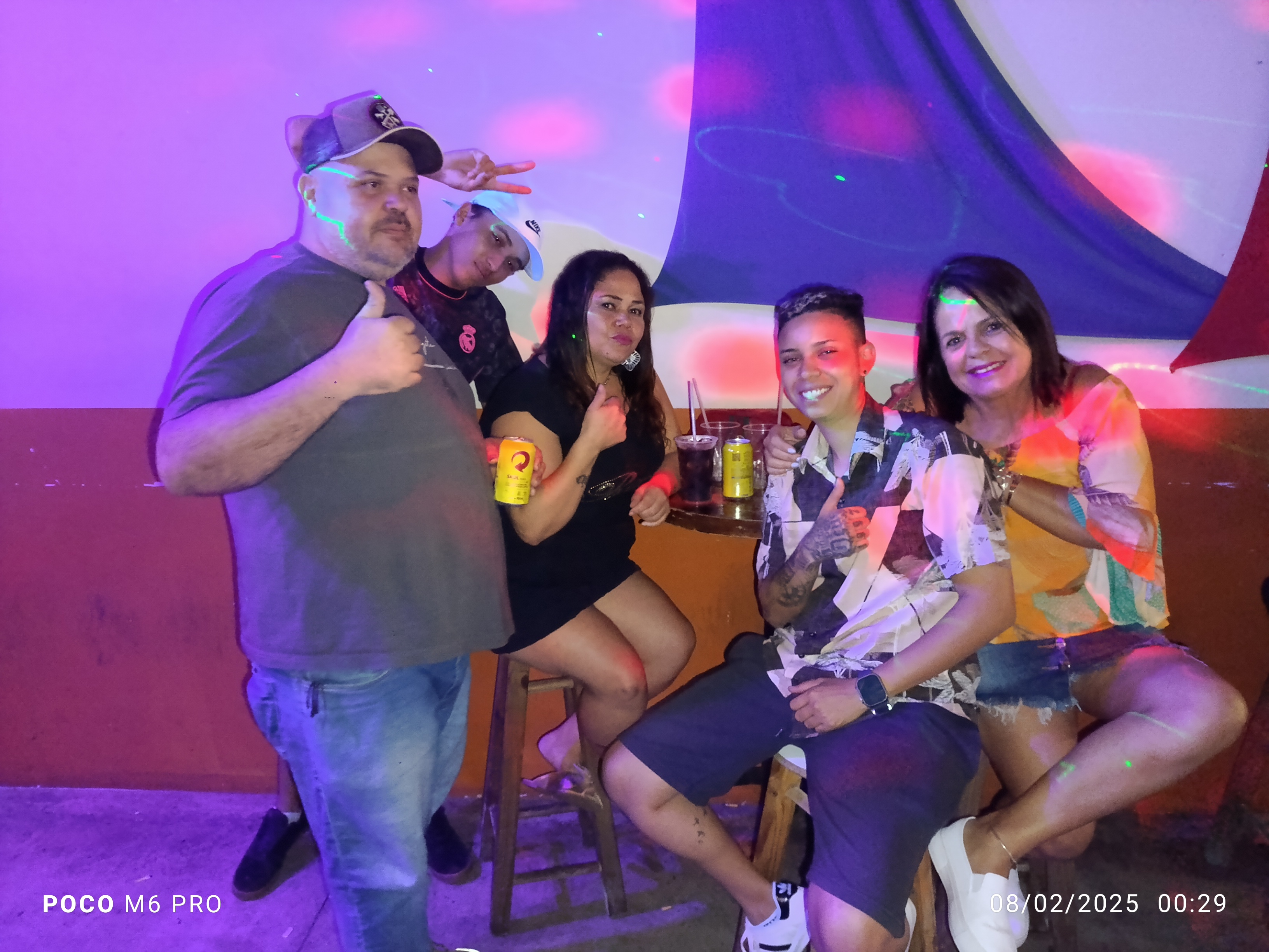 Foto fdffb4eb-7c38-4383-a1c4-a1a4747ce6ab