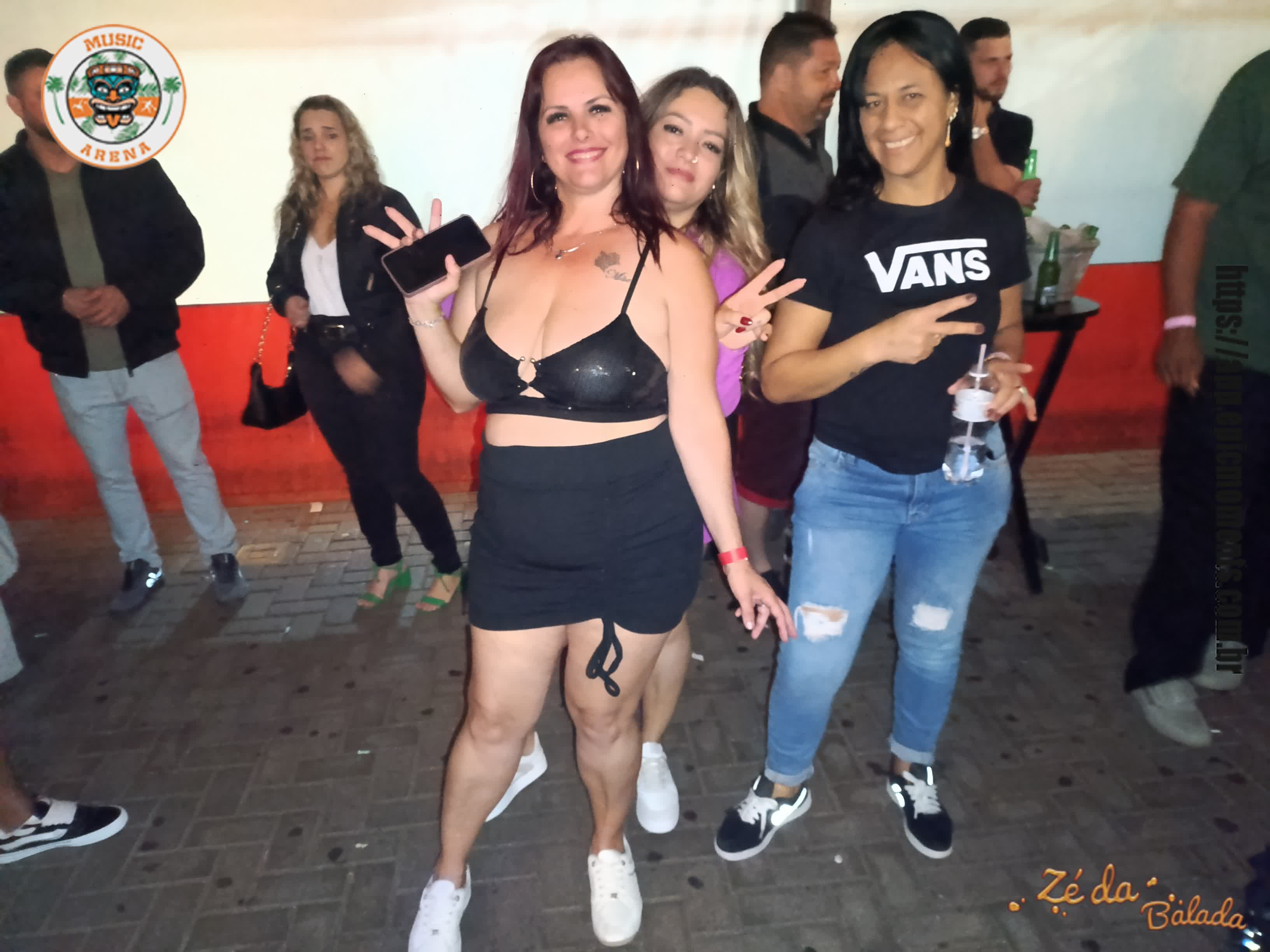Foto 5b83b494-17d4-42f2-b74d-751574073e1d