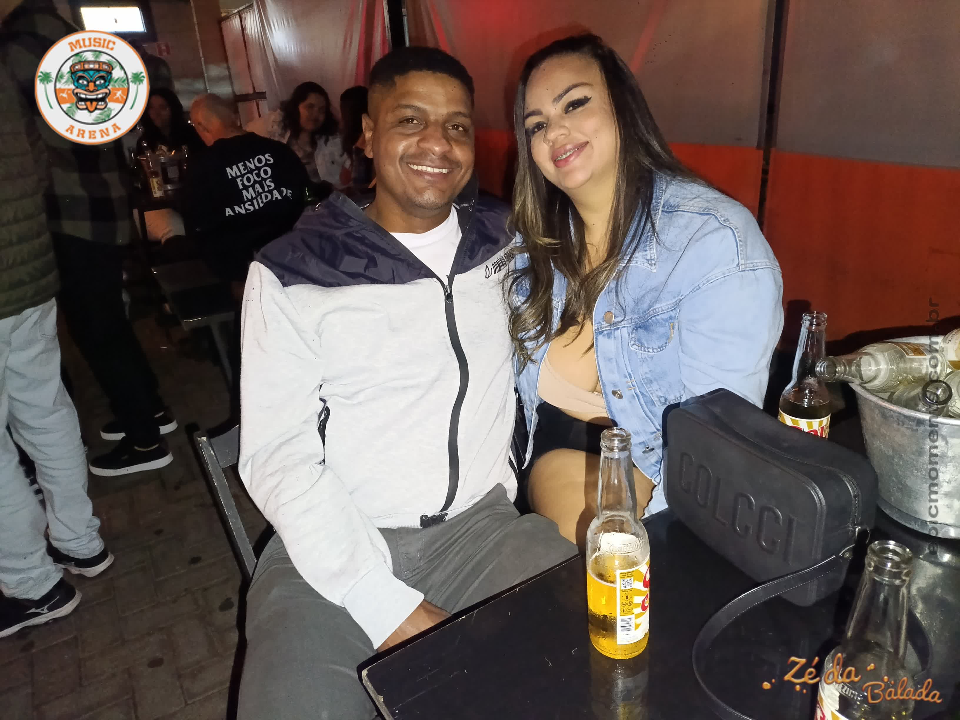 Foto ac3d029a-ac8e-41eb-a8f8-6aea8ee5a76d