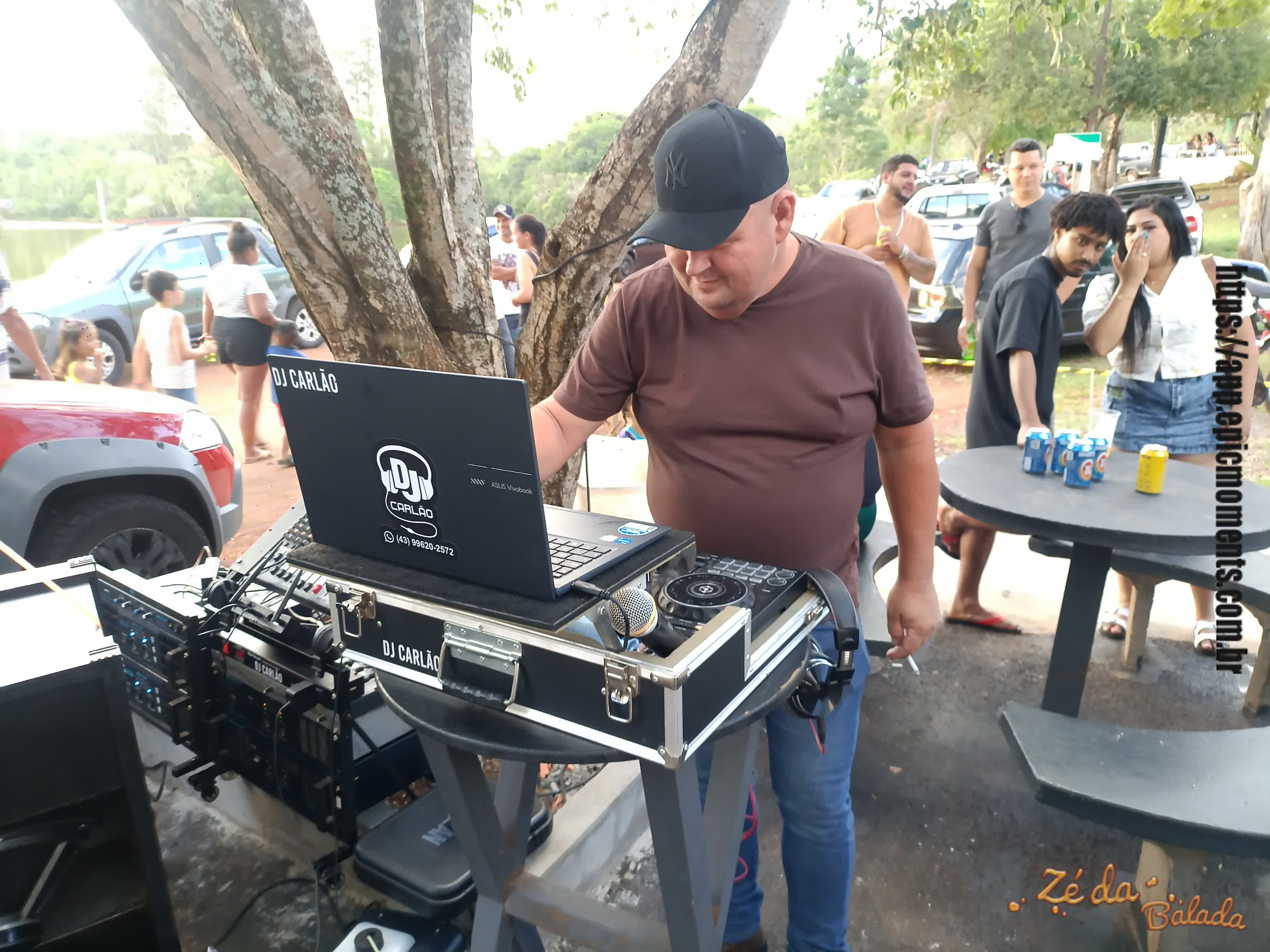 Foto 20d89cb2-fc84-4d82-92b0-1ec0b9413809