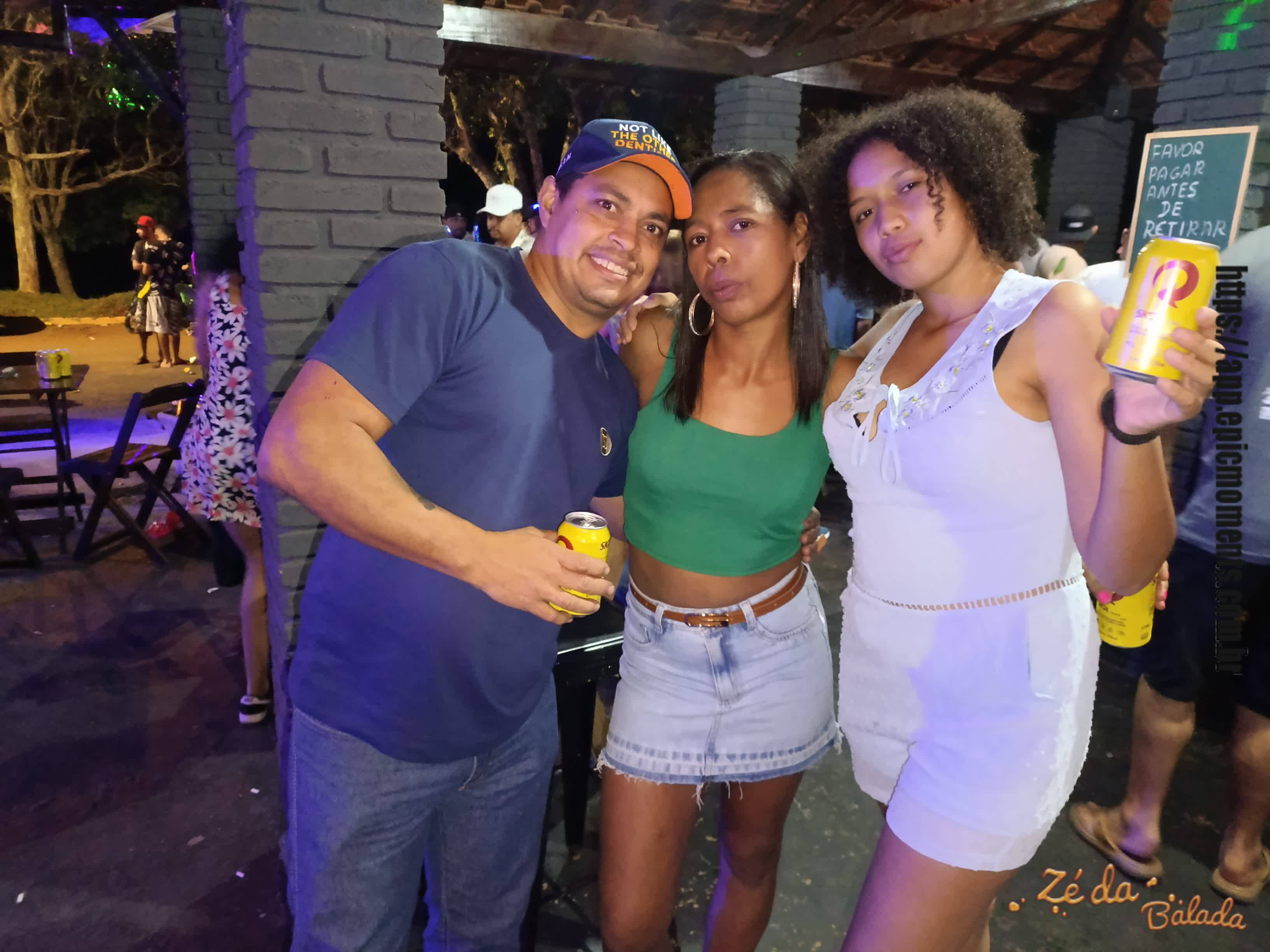 Foto d9e17ee8-f192-4a35-9e6b-53775716e7a0