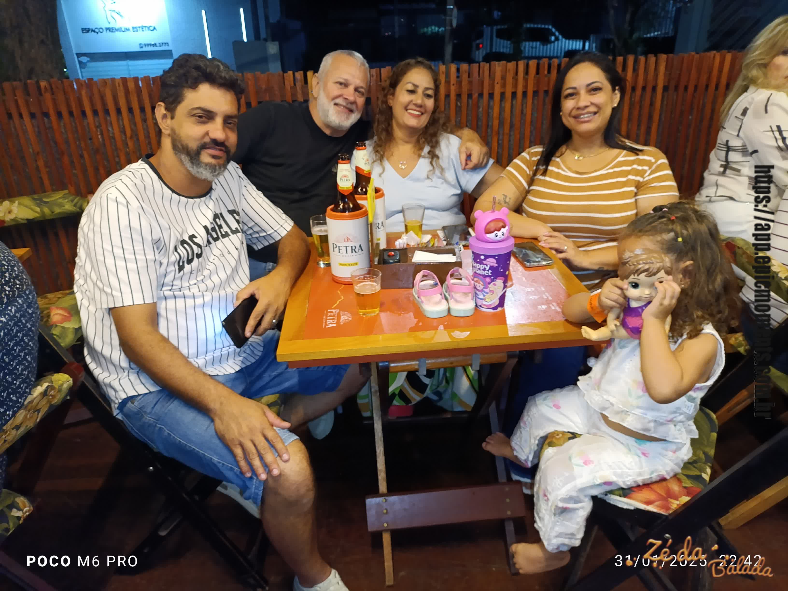 Foto 67a84626-eabc-4648-84f4-6d5ba7d06b33
