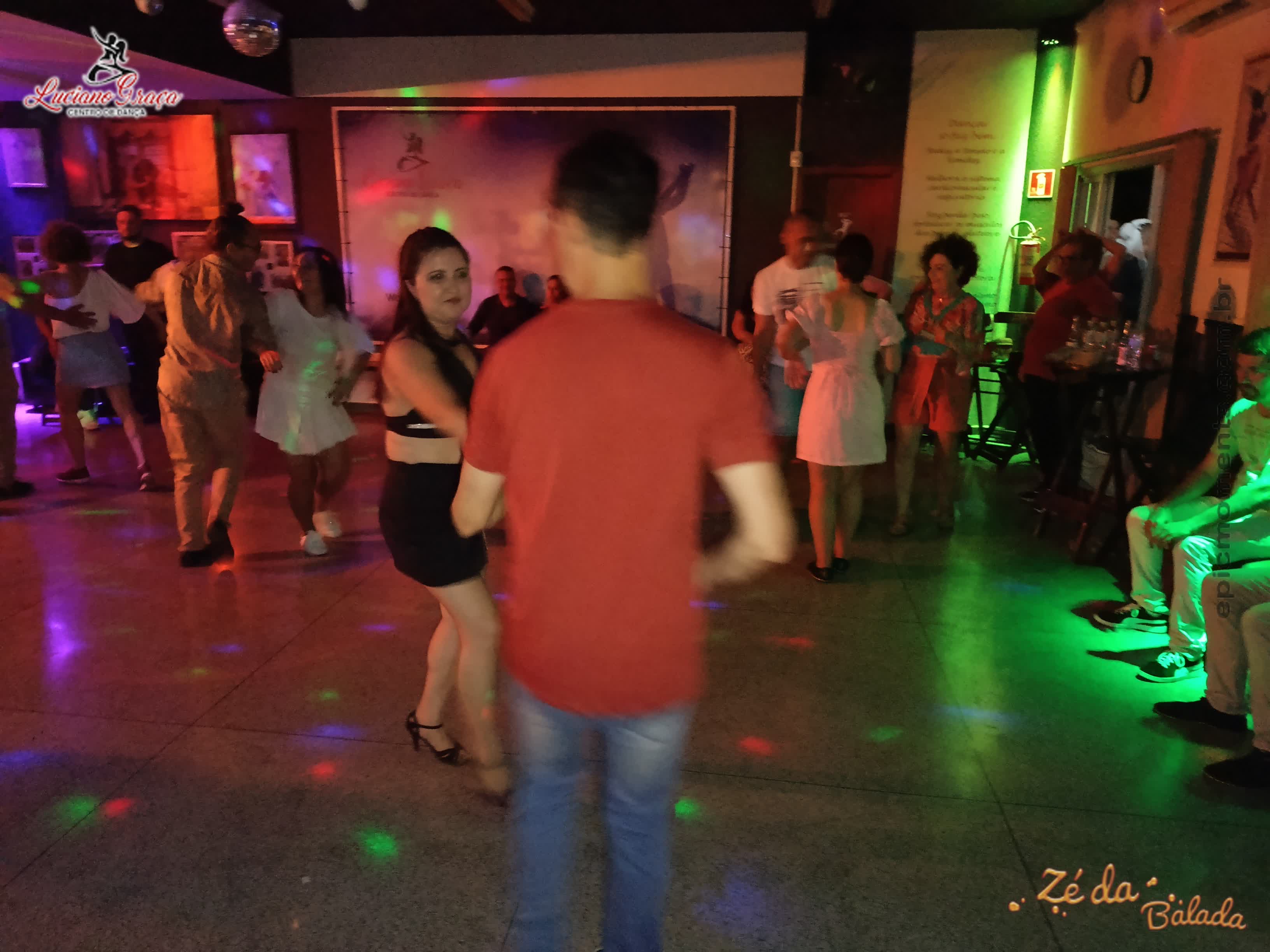 Foto 76d5dcb3-daa2-42e2-8799-69e8ef743a98