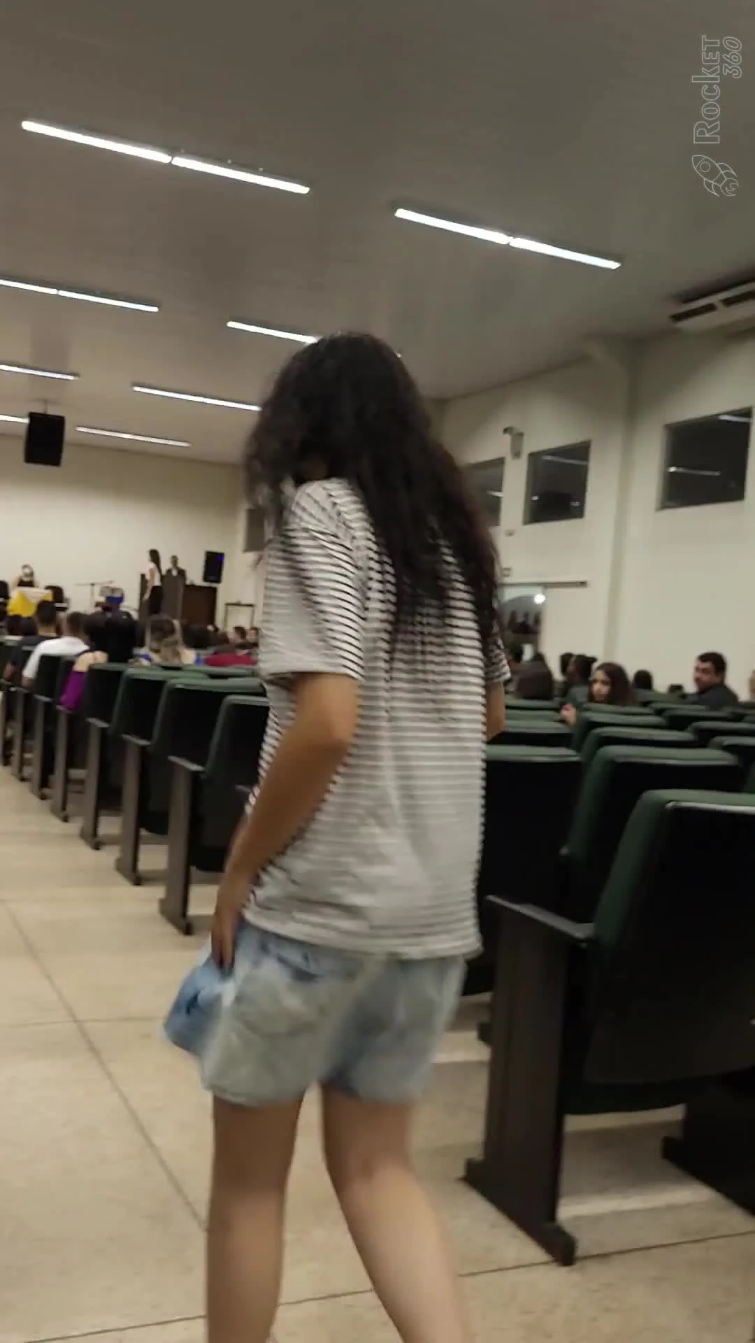 Thumbnail do vídeo 8c07decc-9538-42cf-9aeb-1274b9dff653