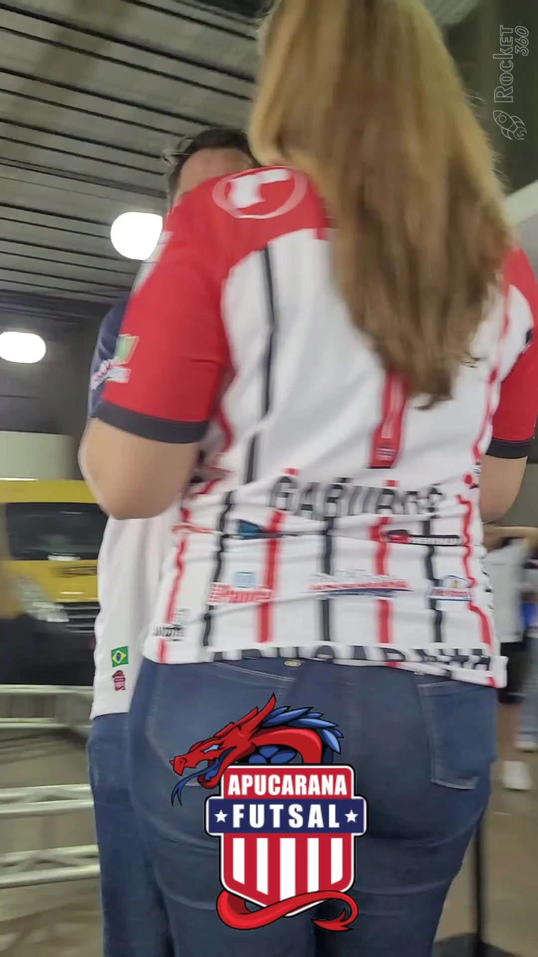Thumbnail do vídeo fa7640dd-51ac-4128-9d4a-40af9ccfb907