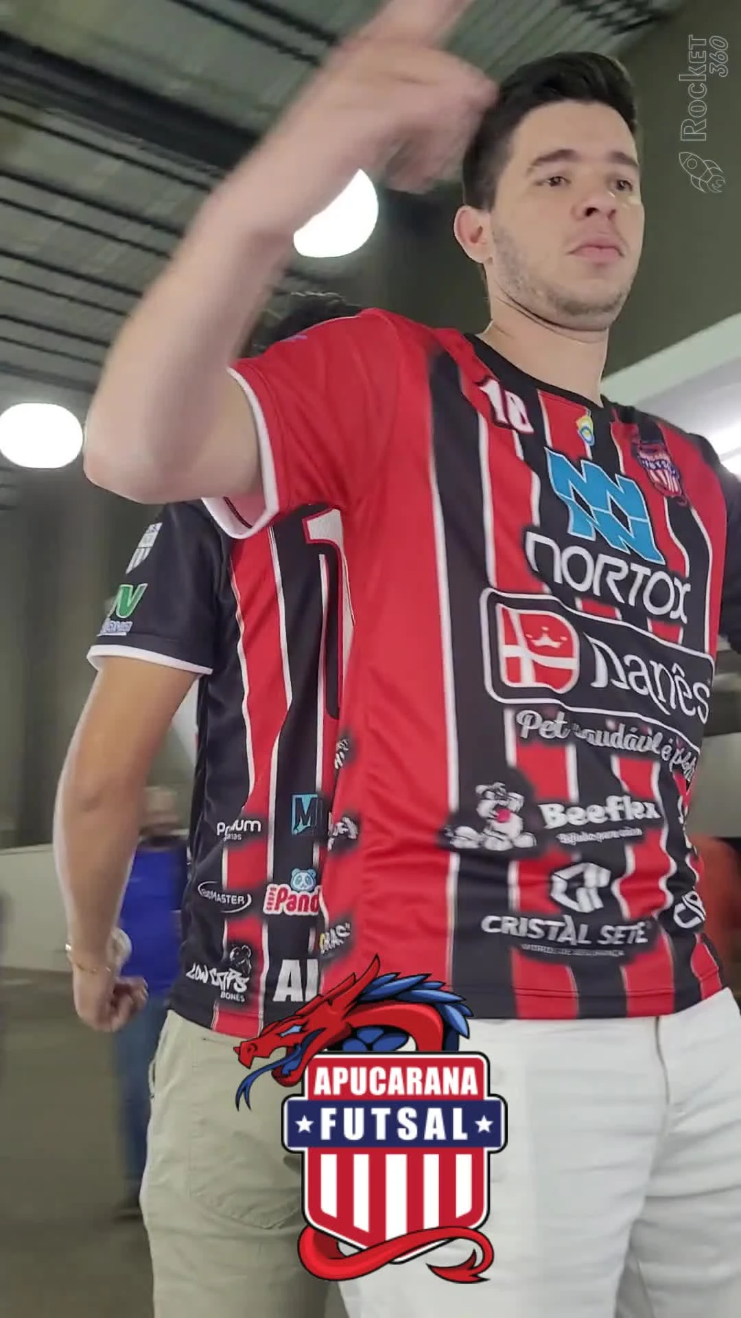 Thumbnail do vídeo 6a5452d9-d100-4358-8293-7b4a8d469c4b